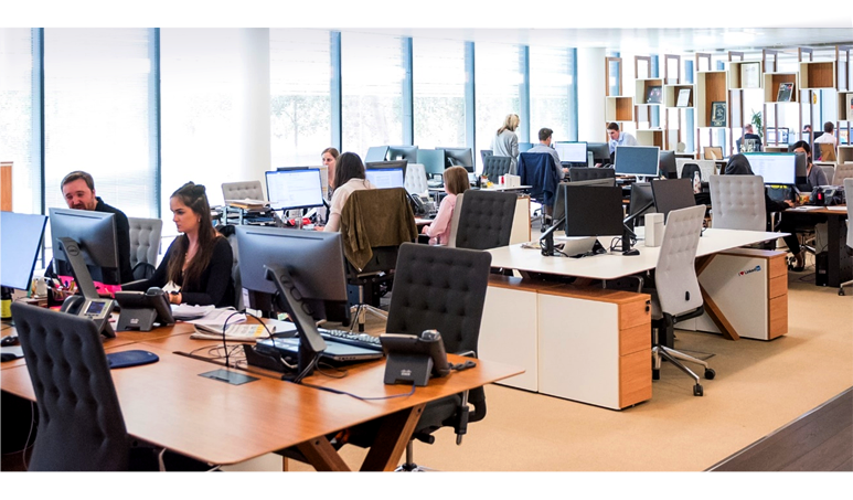 8Manage Timesheet helps service businesses track working hours, leave, accruals and adjusted payroll.