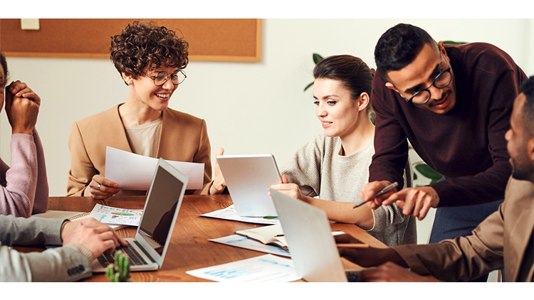 8Manage EDMS supports document file and folder management.